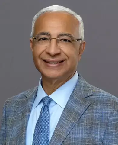 Dr.-Samy-Metyas-board-member-care-4-needy-copts